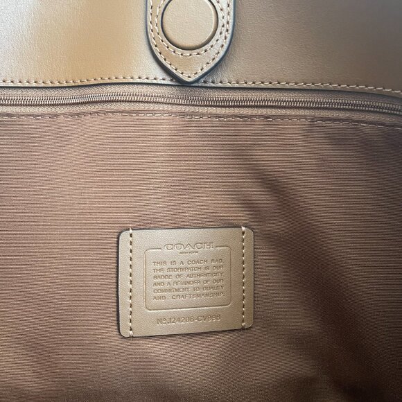 Hadley Tote Bag In Suede (color sienna) - Picture 3 of 8